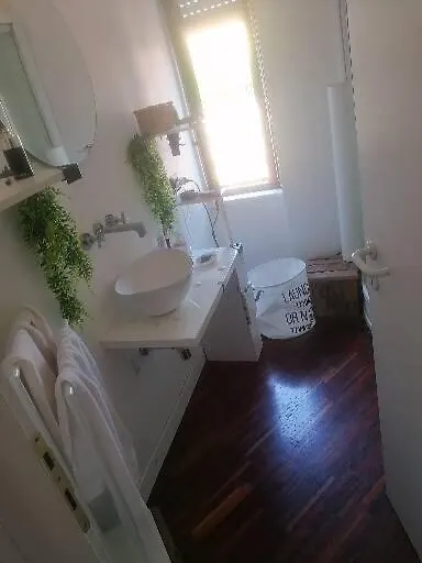1 Room 10 Min Walking From Isola Milan
